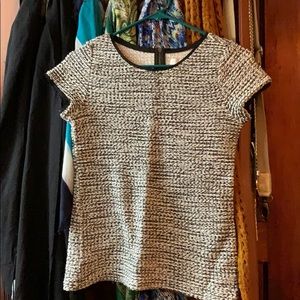 The loft short sleeve sweater black n white